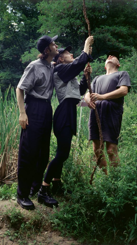Weekend Art: Hallelujah the Hill, 1995–200